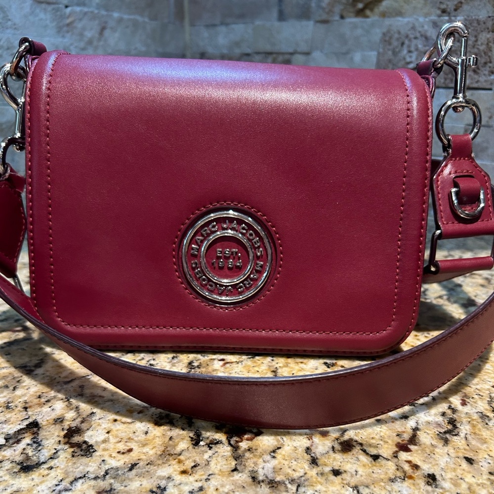 Marc Jacob’s crossbody bag. Gently used perfect condition.